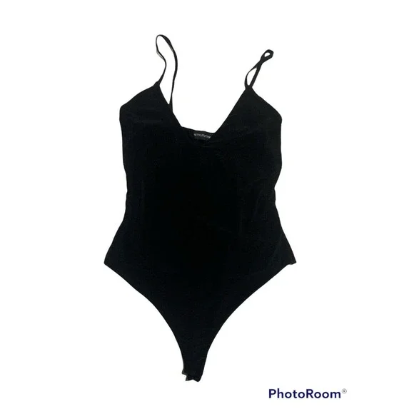 Boby v neck black spaghetti strap - Picture 2 of 4